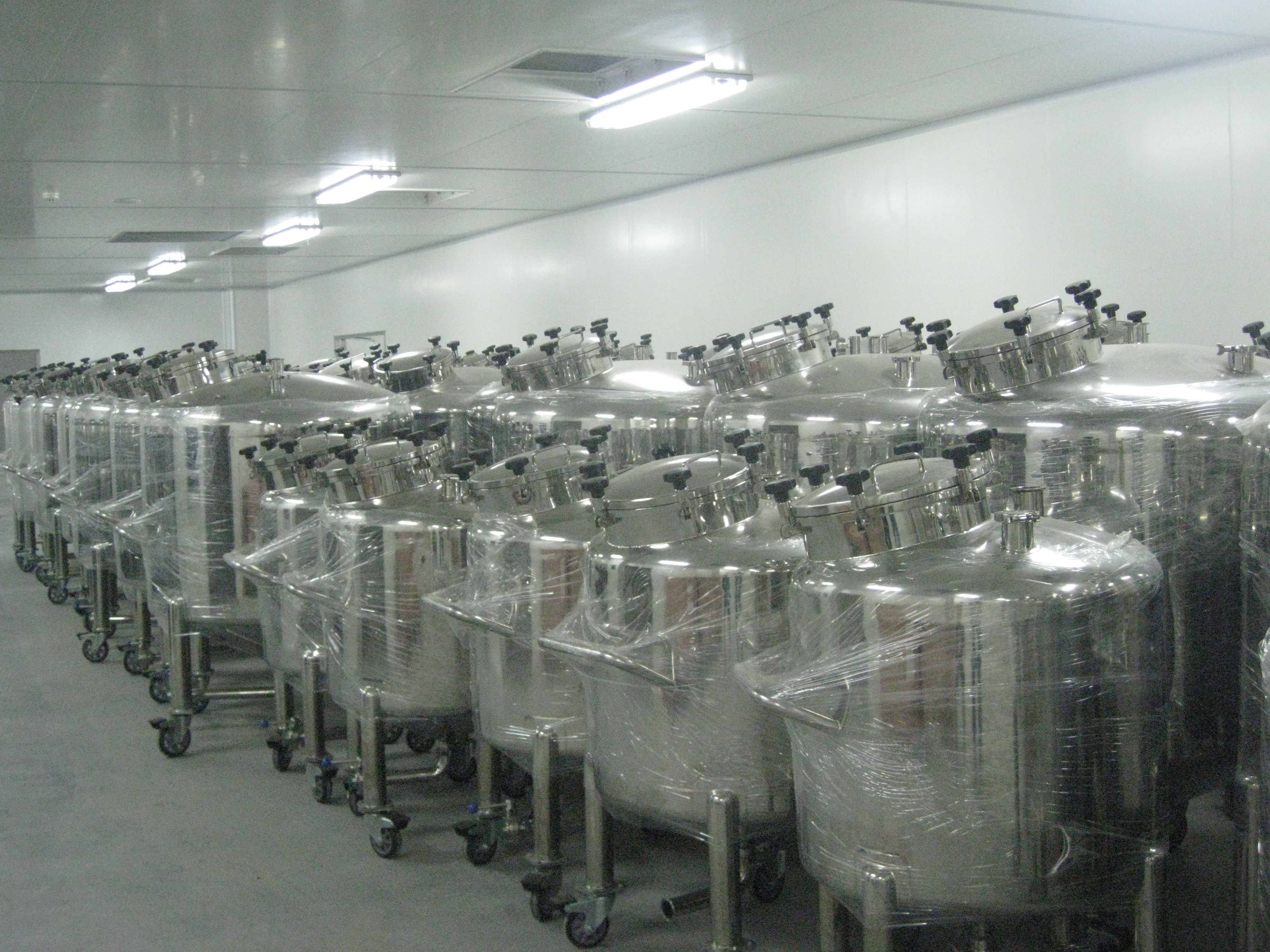 Double Layer Storage Tank